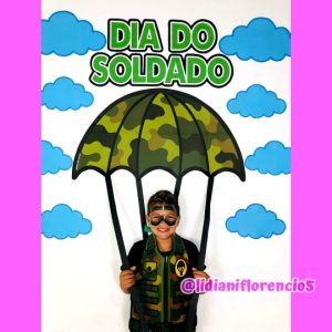 PAINEL DIA DO SOLDADO PARAQUEDAS